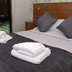 Lodge Ruskin